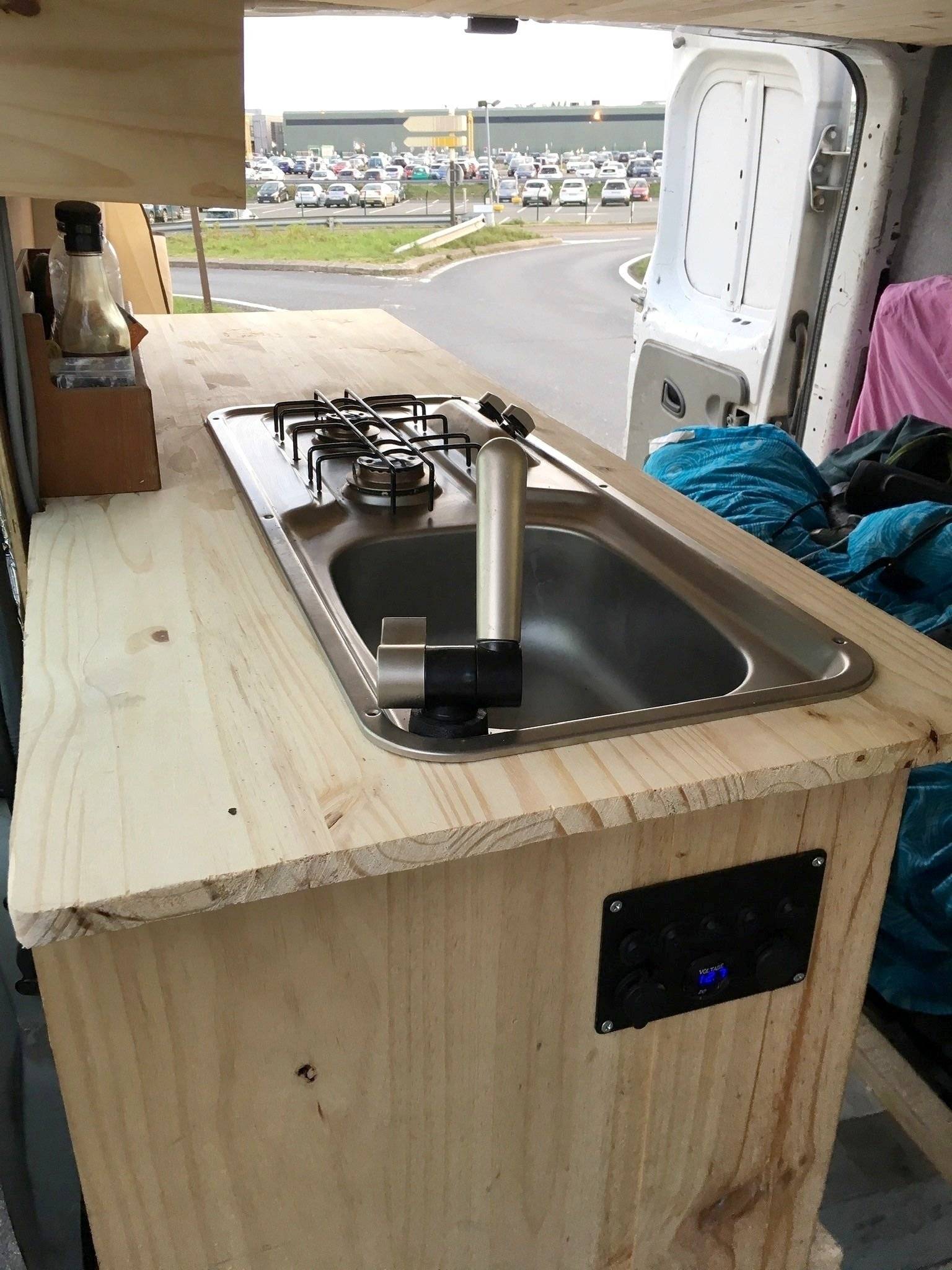 Kitchen  - Yescapa
