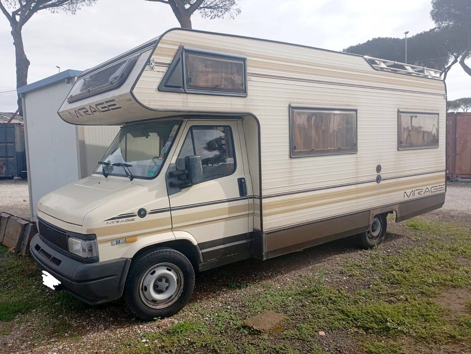 Camper Mansardato