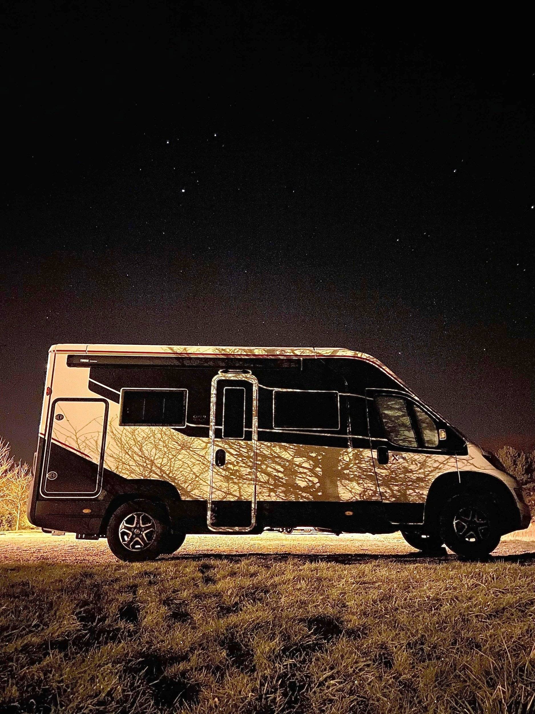 Challenger Challenger 250 Open Edition