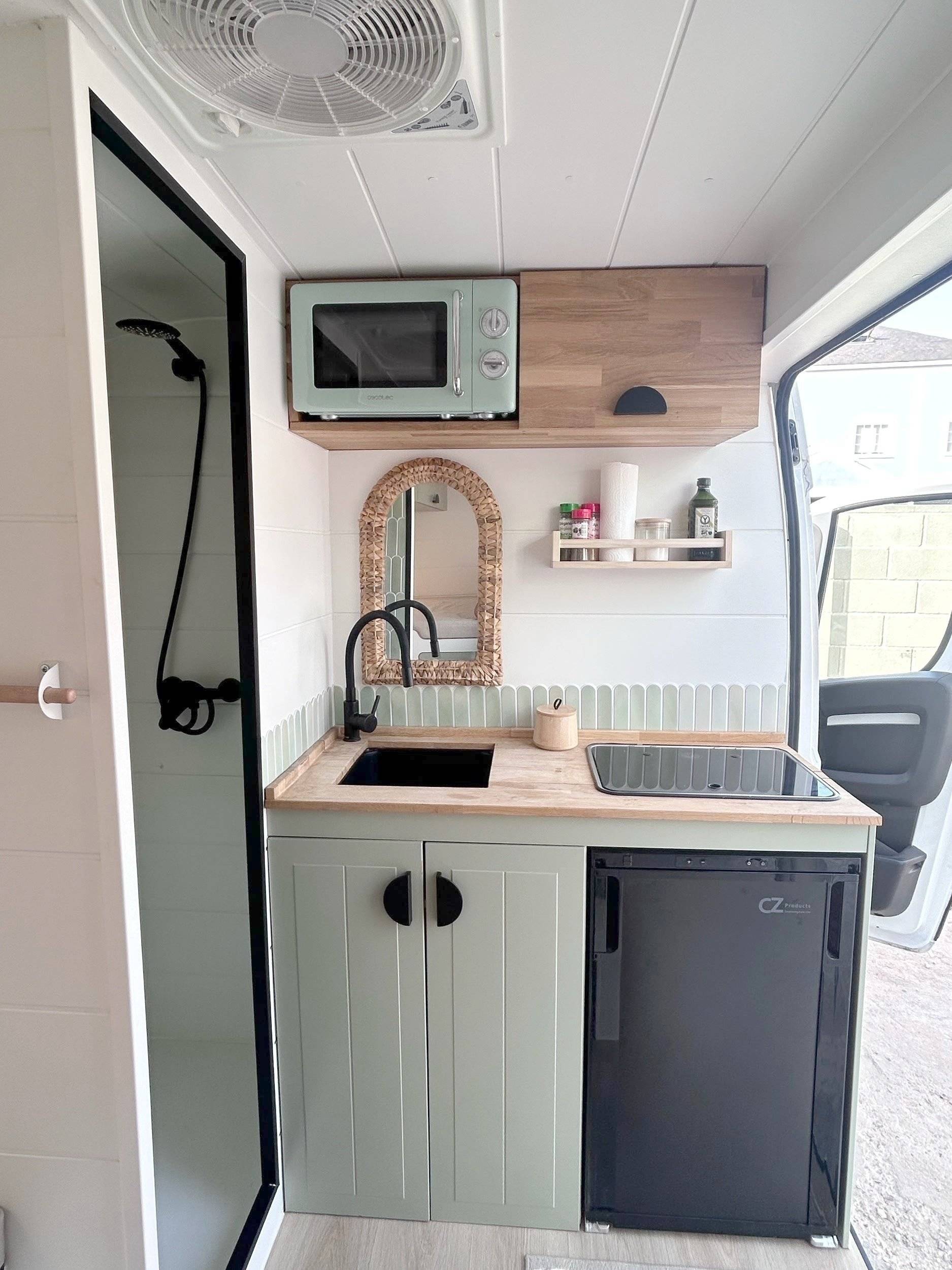 Coin cuisine Peugeot Boxer 2,2 l 120 ch. - Yescapa