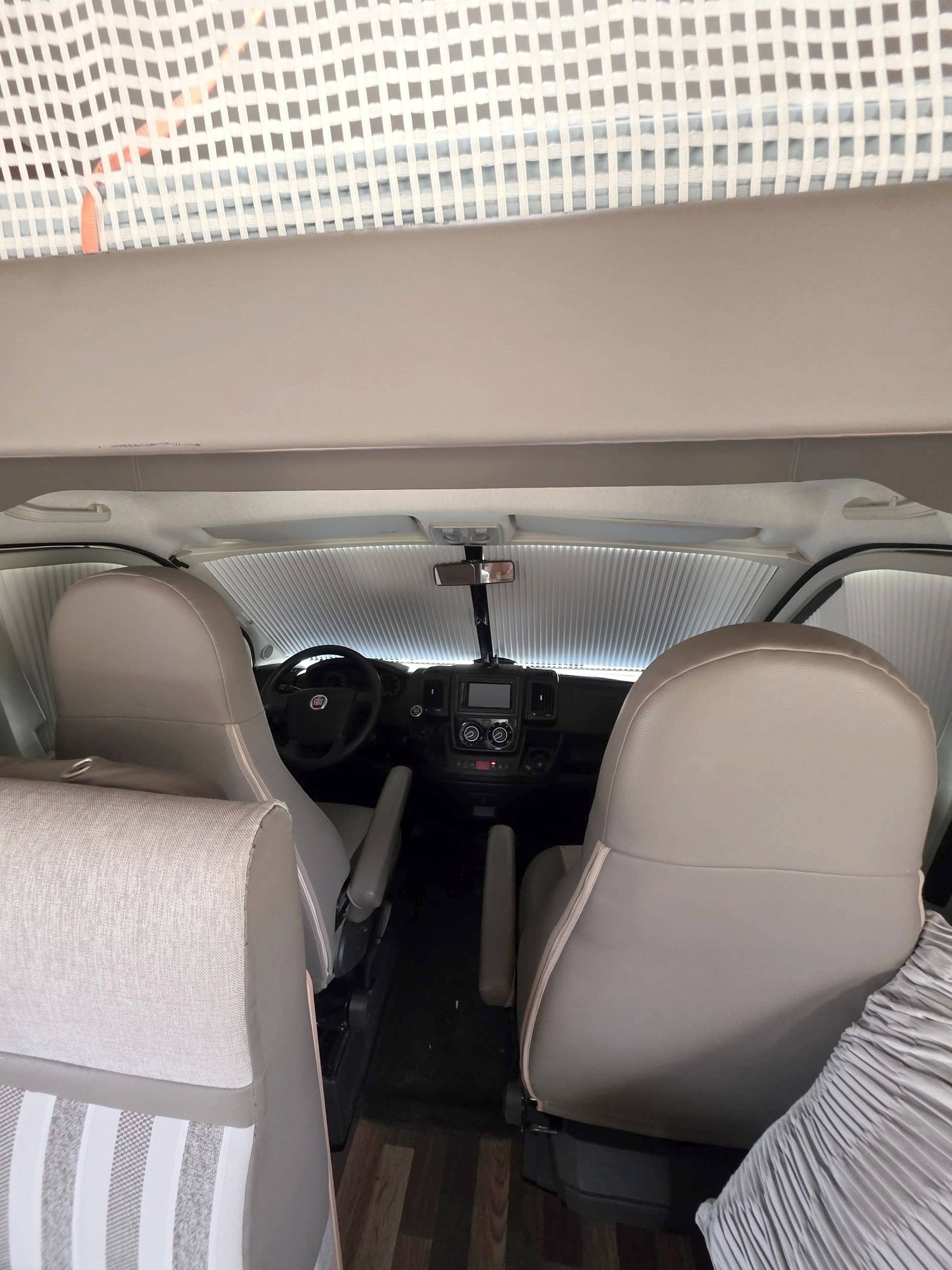 Knaus 600 Dkg