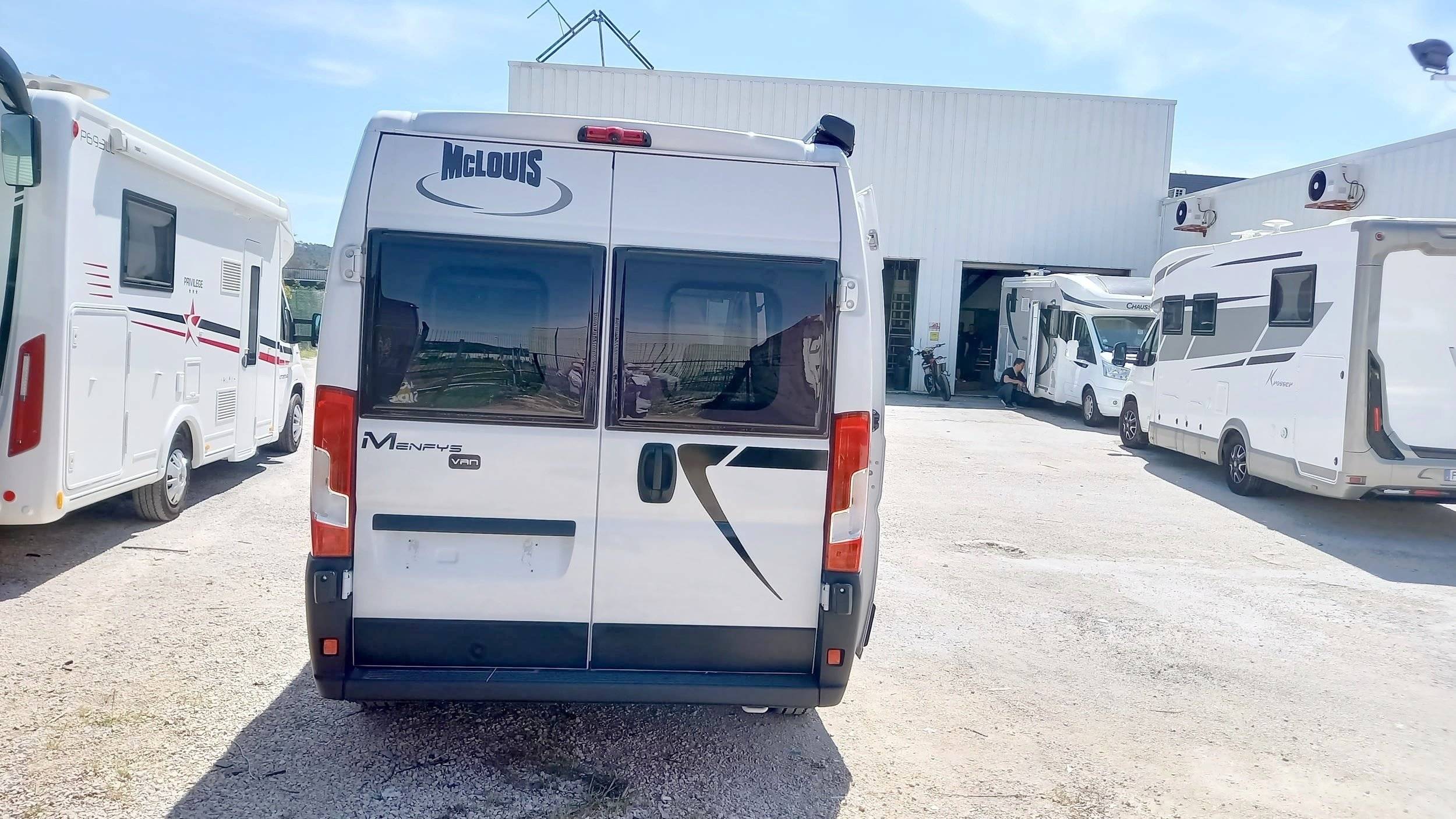 Mclouis Menfys VAN S-Line 3 Matic