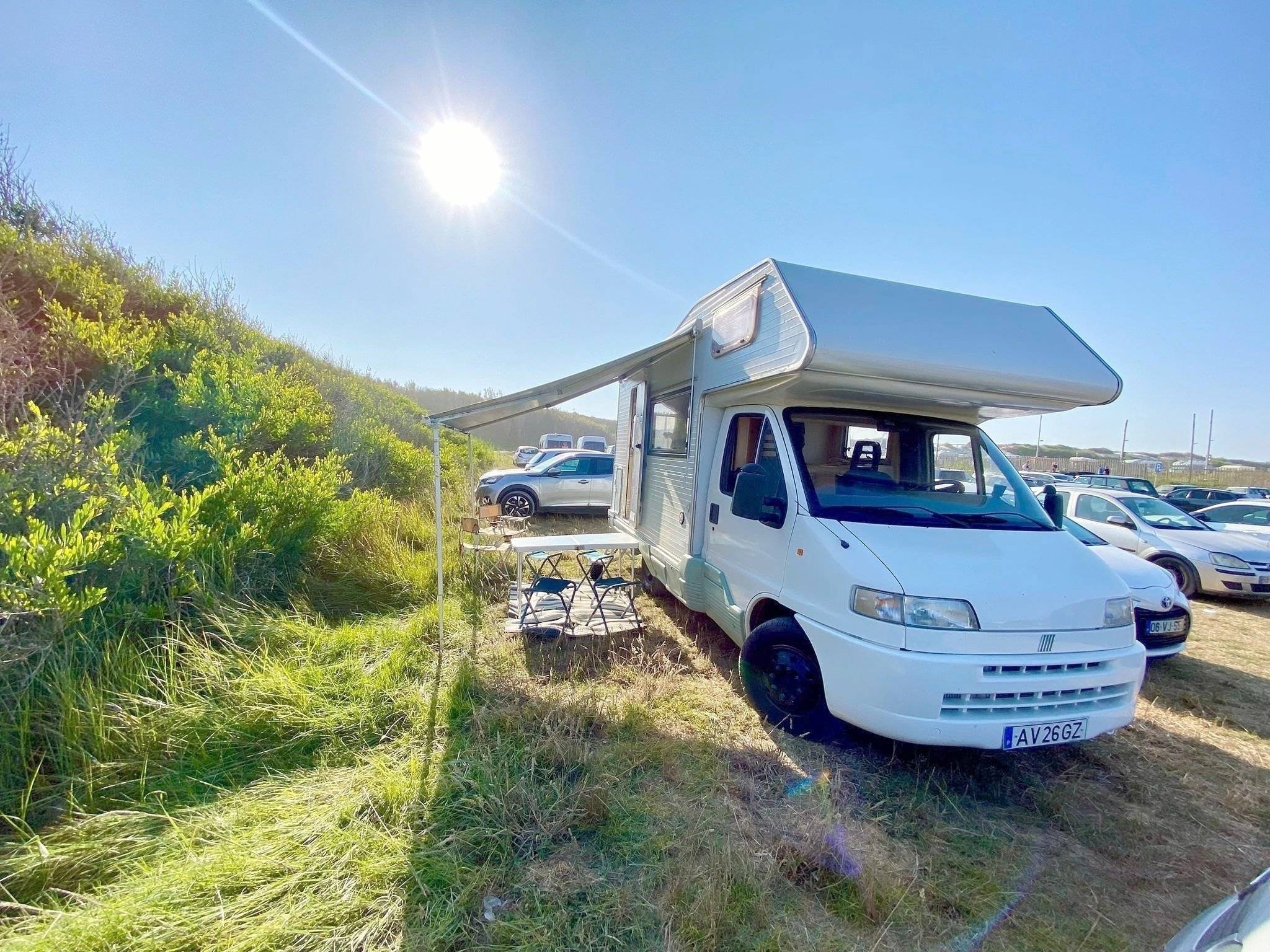 schräge Vorderansicht Fiat Fiat ducato - Yescapa