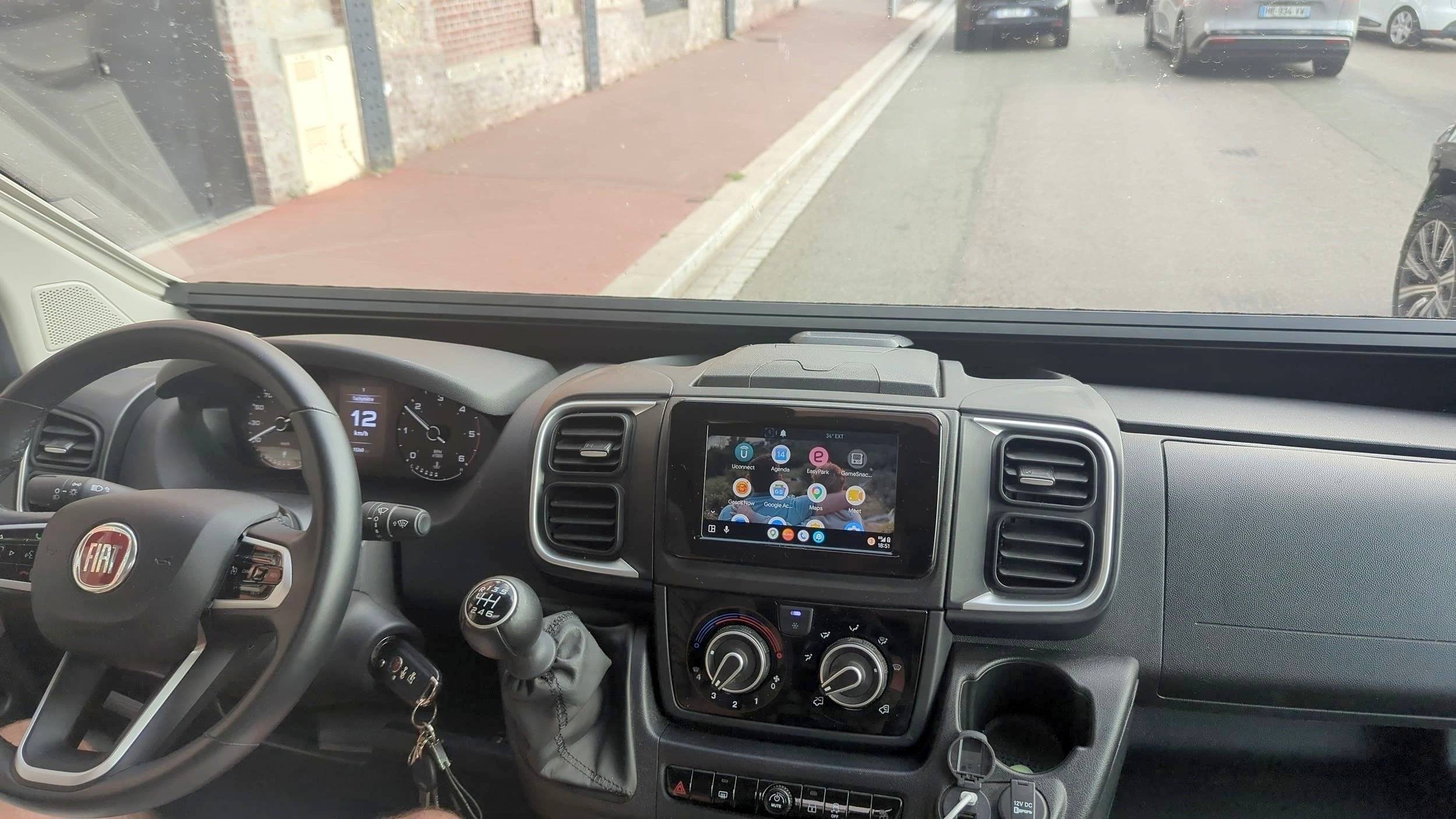 Mclouis Menfys VAN S-Line 3 Maxi