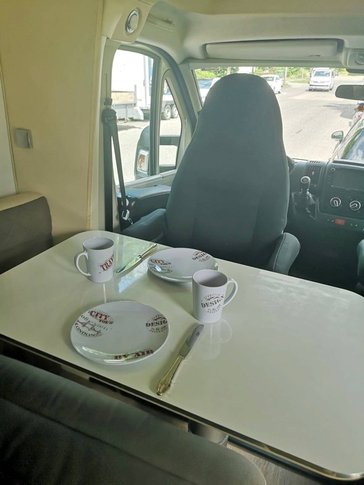 Adria 2,3 l 130 ch.