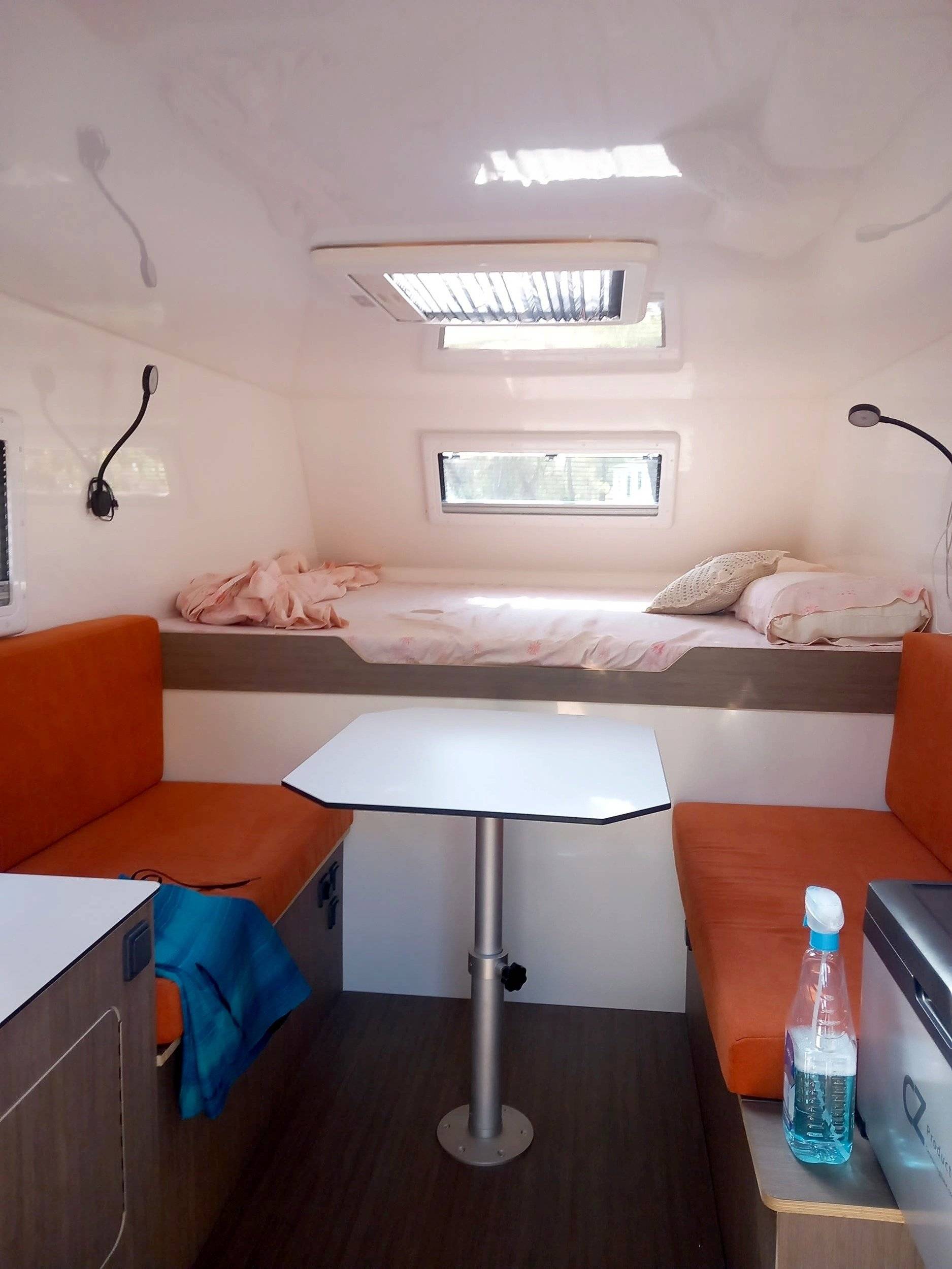 Dinette  - Yescapa