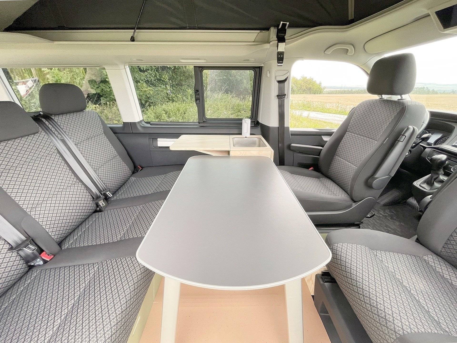 Volkswagen California Beach