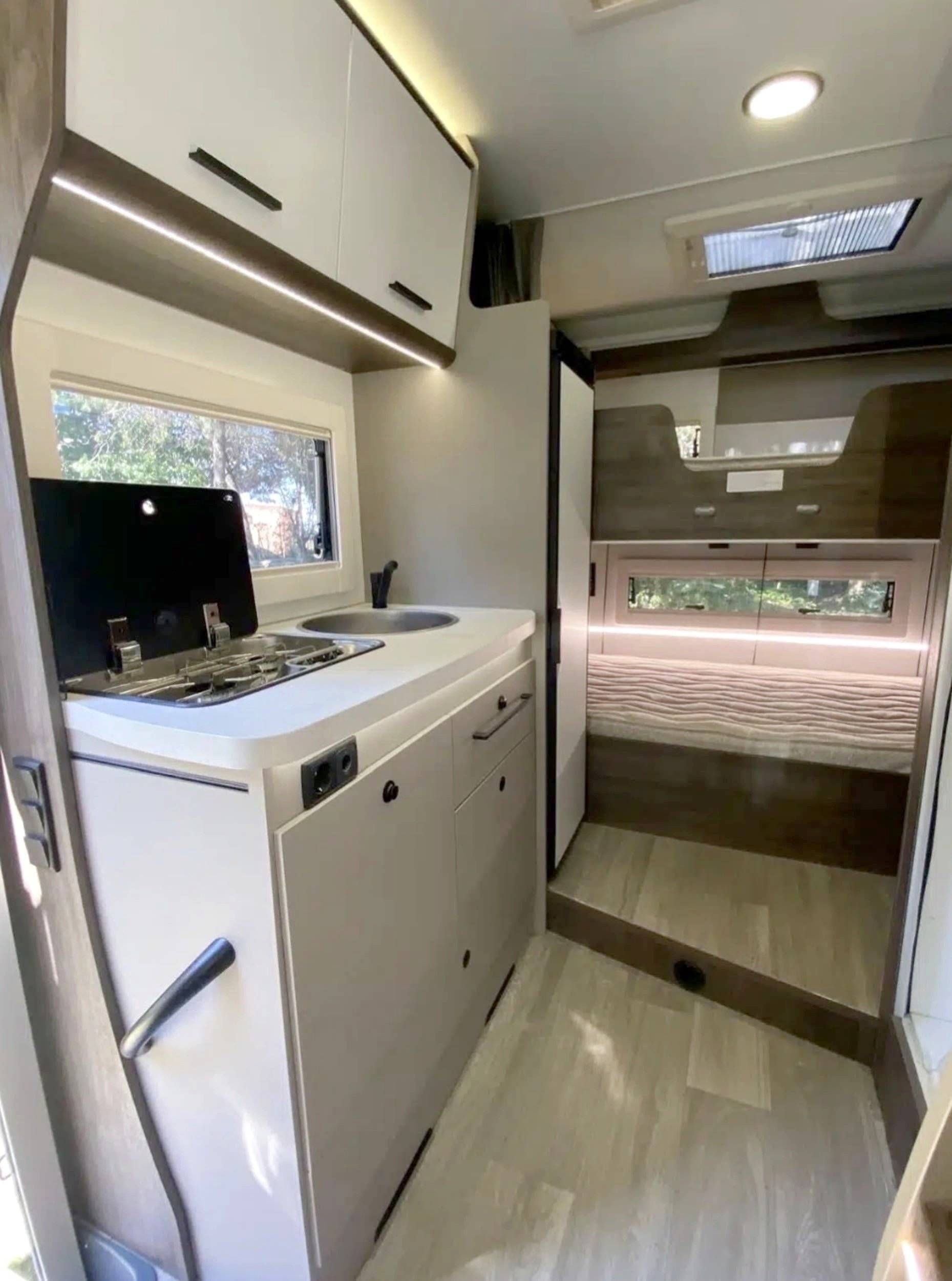 Benimar Tessoro 425