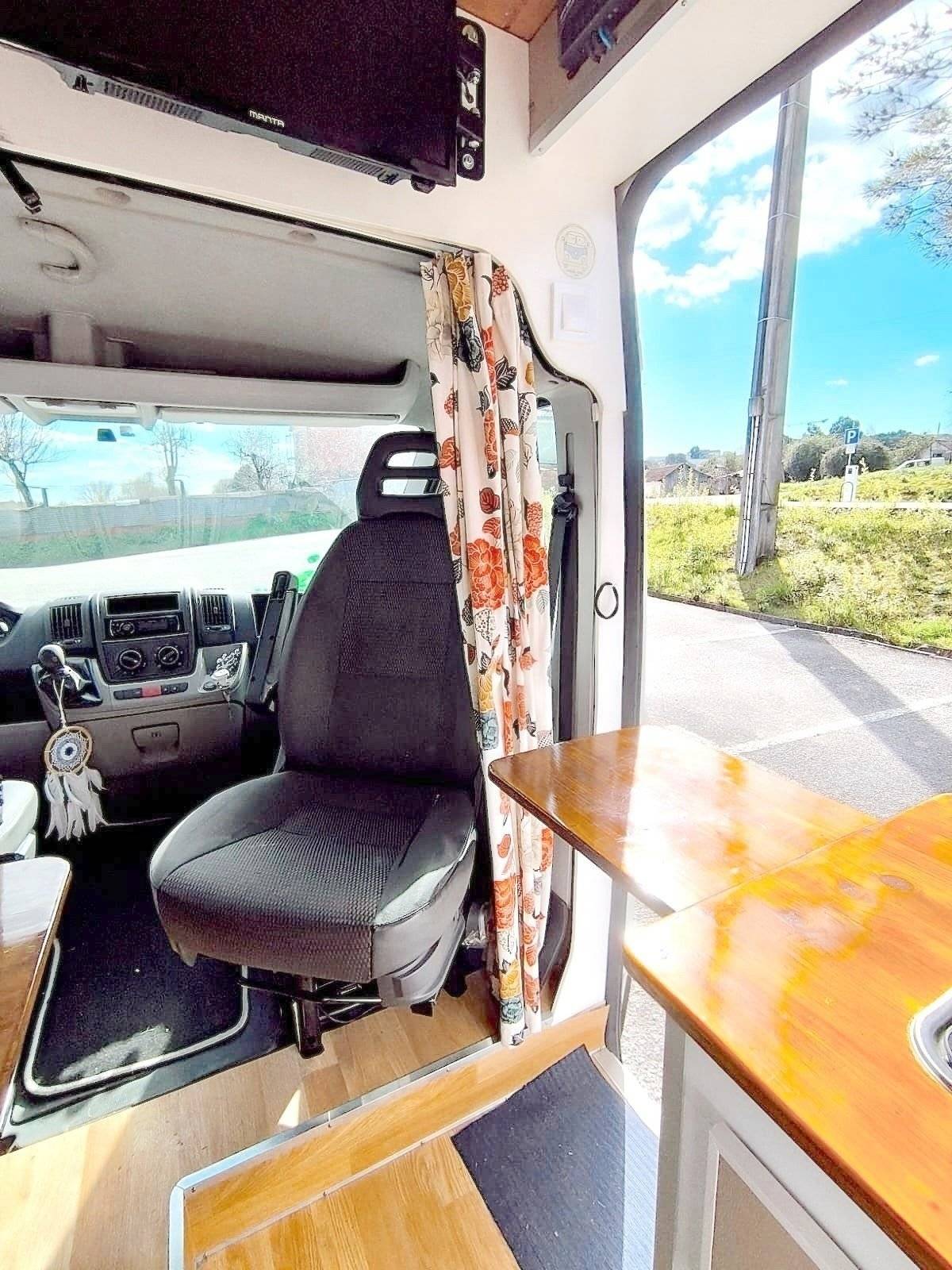 Car Caravane Jumper 2,2 l 120 ch