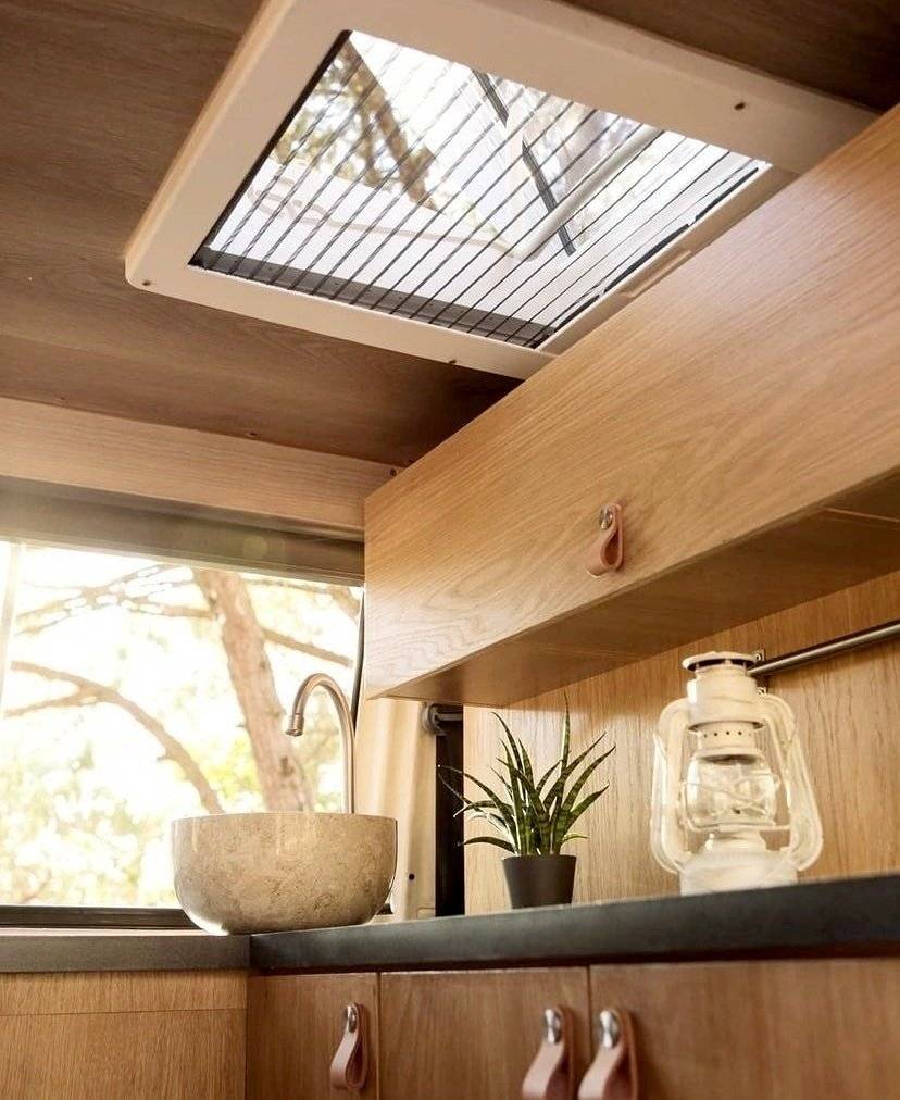 Volkswagen Transporter T4 2.4D