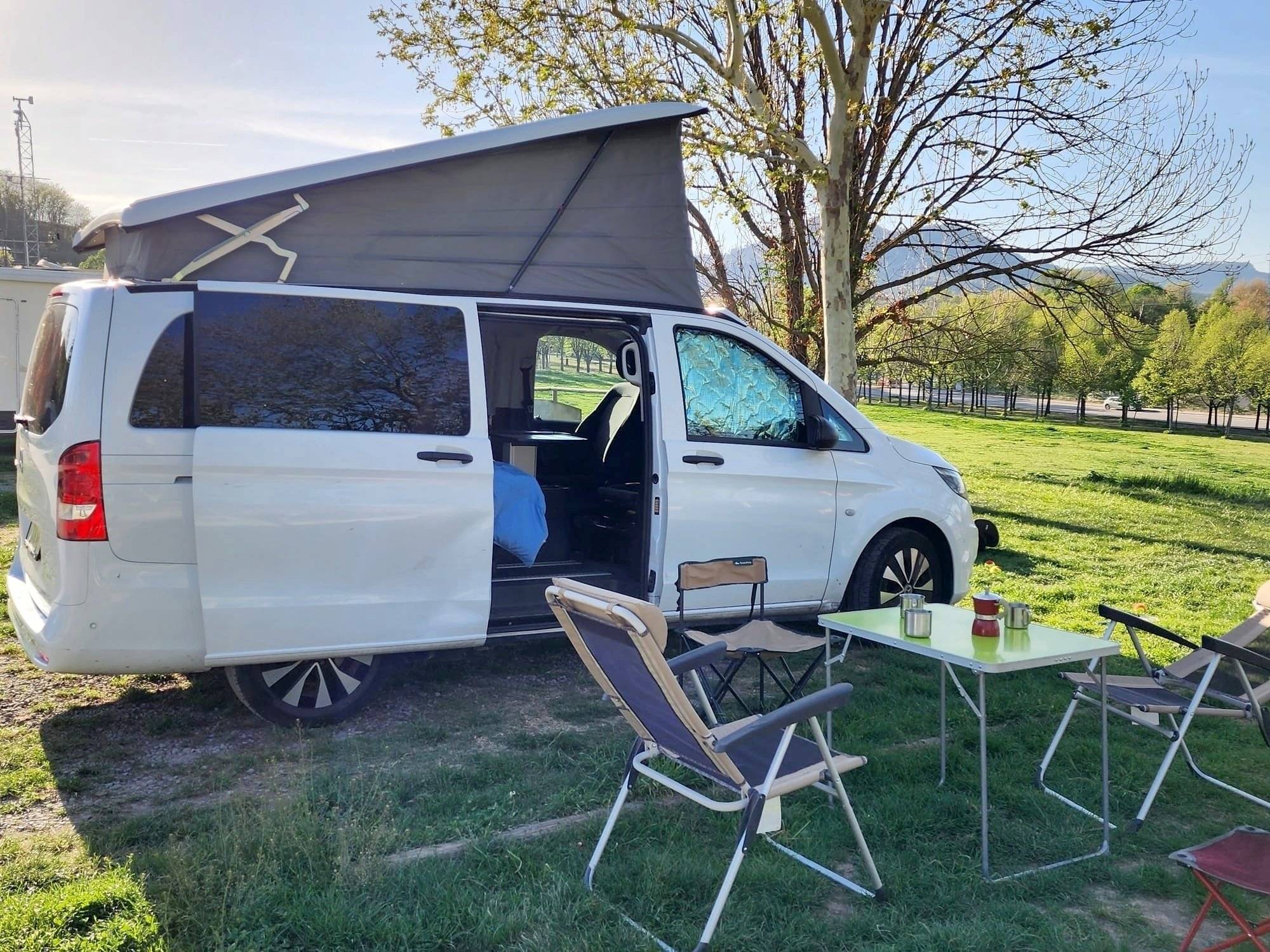 Mercedes Marco Polo Activity