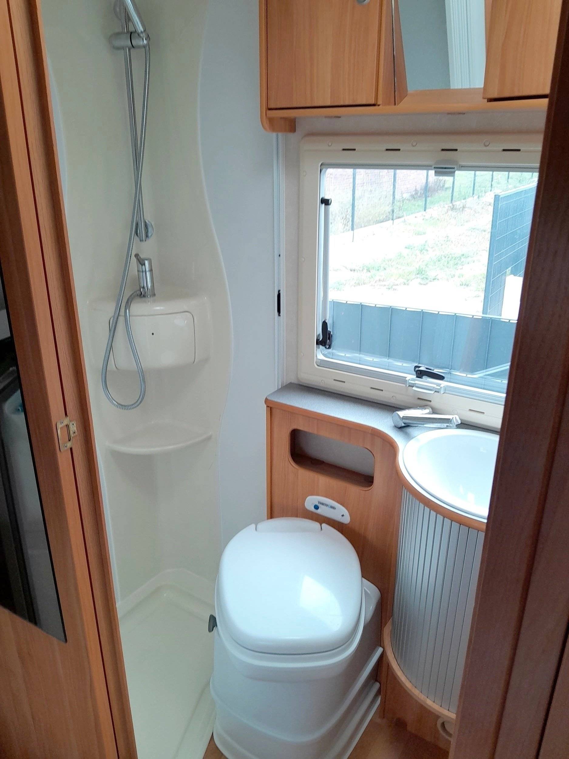 Adria Adriatik stargo 690 DK