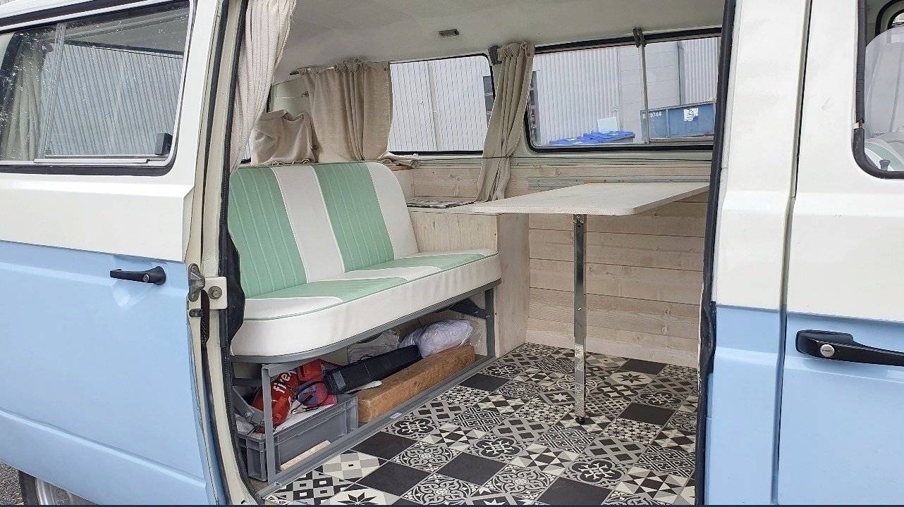 Essecke Volkswagen Combi T3 - Yescapa