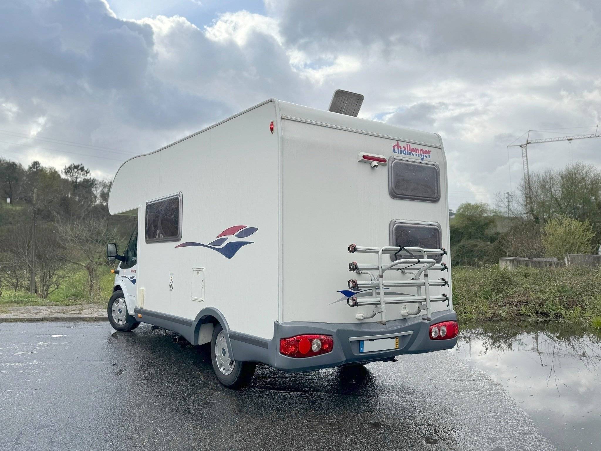 Challenger Transit 2,4 l 140 ch