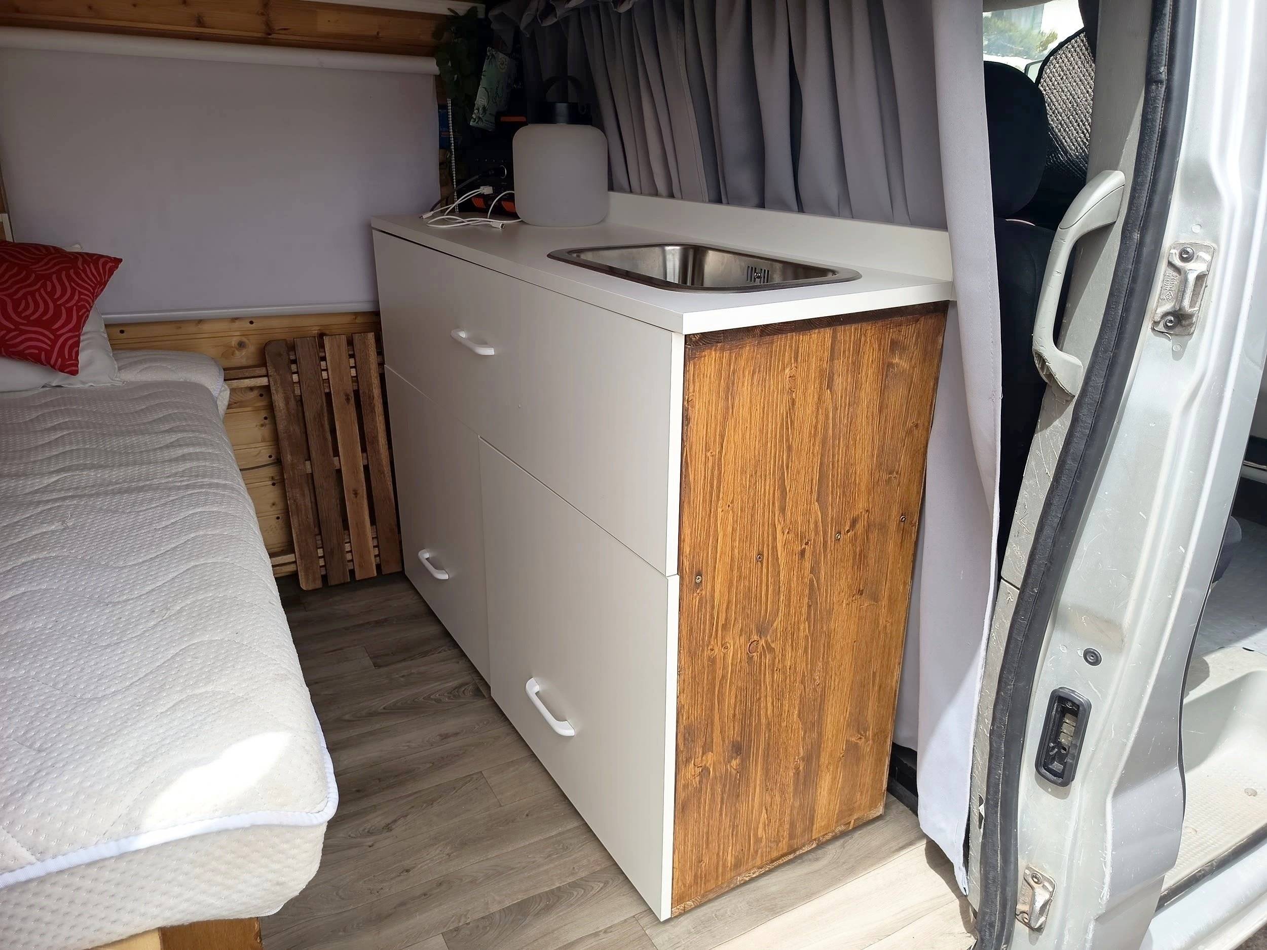 Alpes Camping-Car Vivaro 1,9 CDTI 100ch