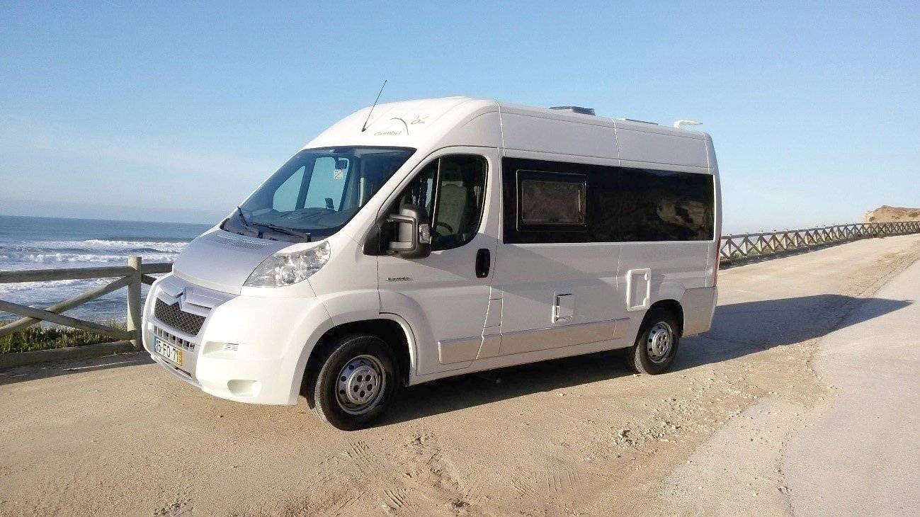 Front view from 3/4 Citroën - Yescapa