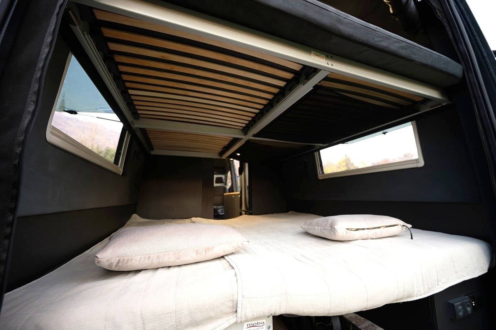 Aquila Stenar 4 Sprinter 319 2WD L4H3