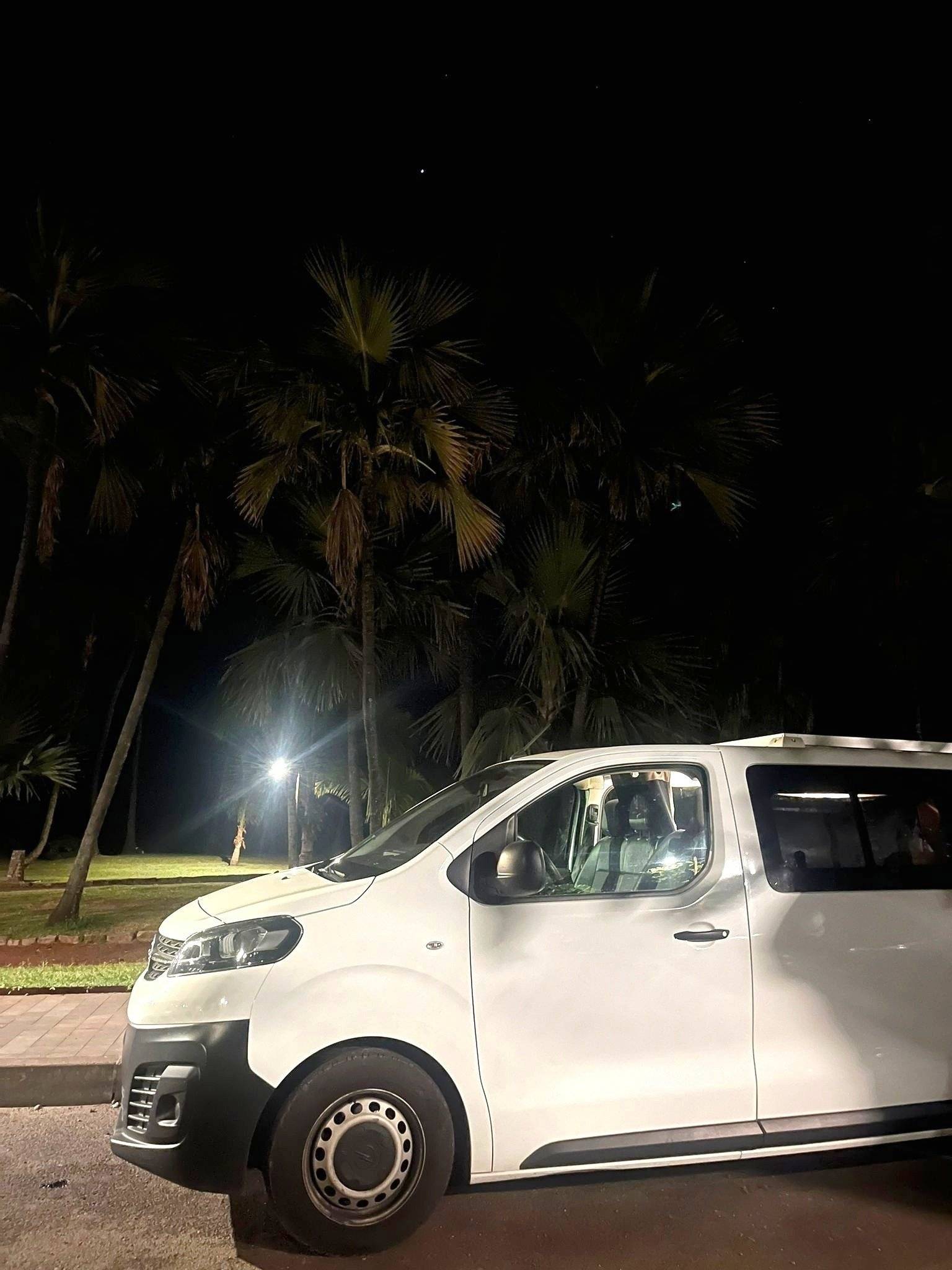 Ci Vivaro H1L2 1,6 l 120 ch