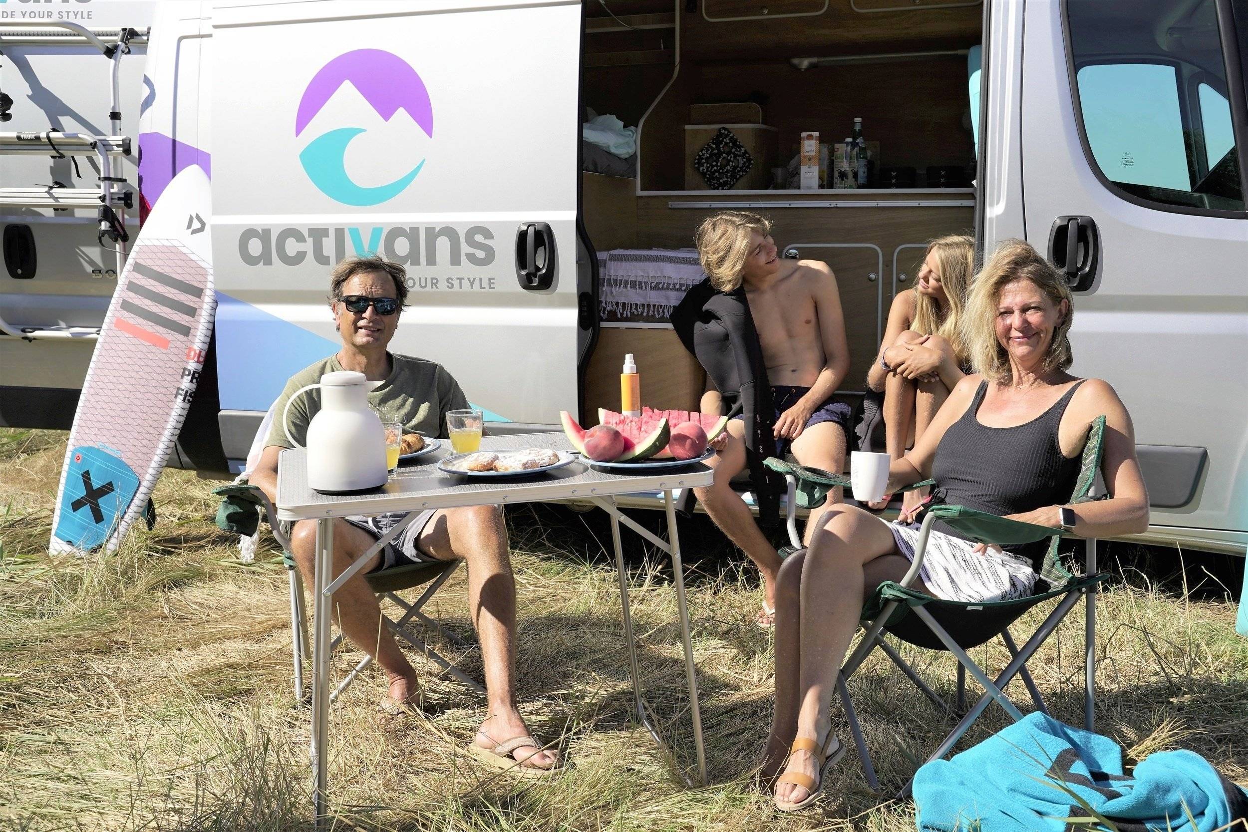 SURF CAMPERVAN ACTIVANS 