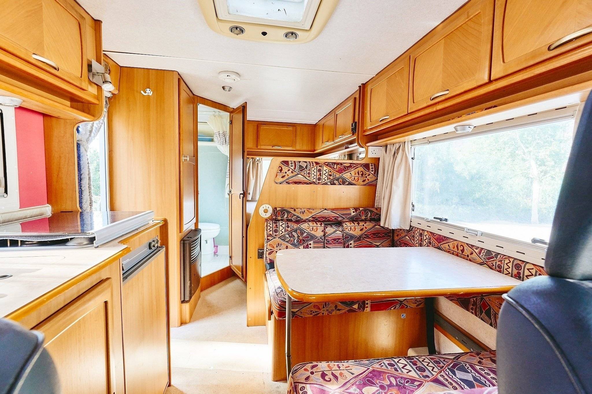 Área de jantar Fiat FIAT DUCATO - Yescapa