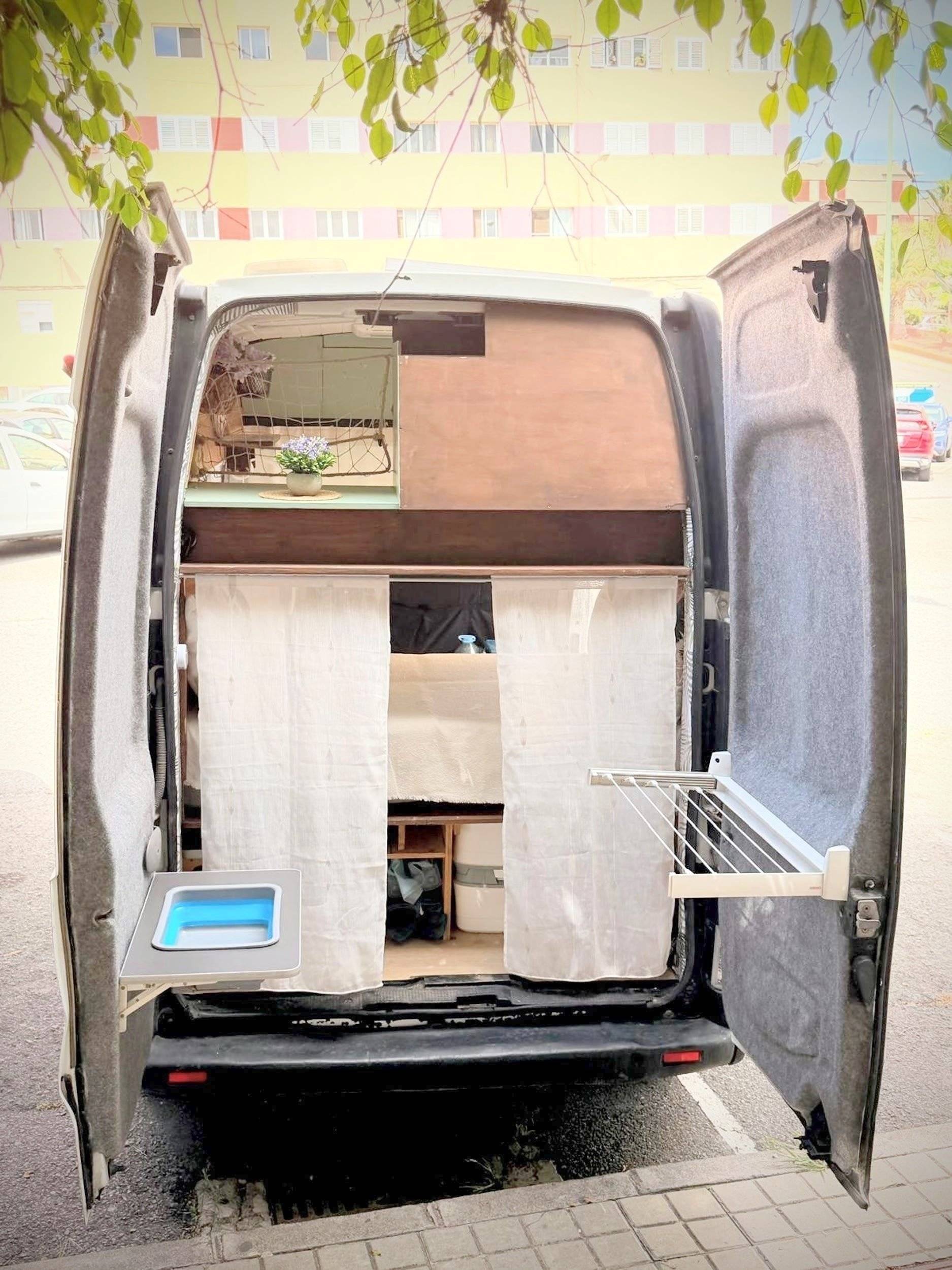 Dinette Opel opel vivaro L1h2 - Yescapa