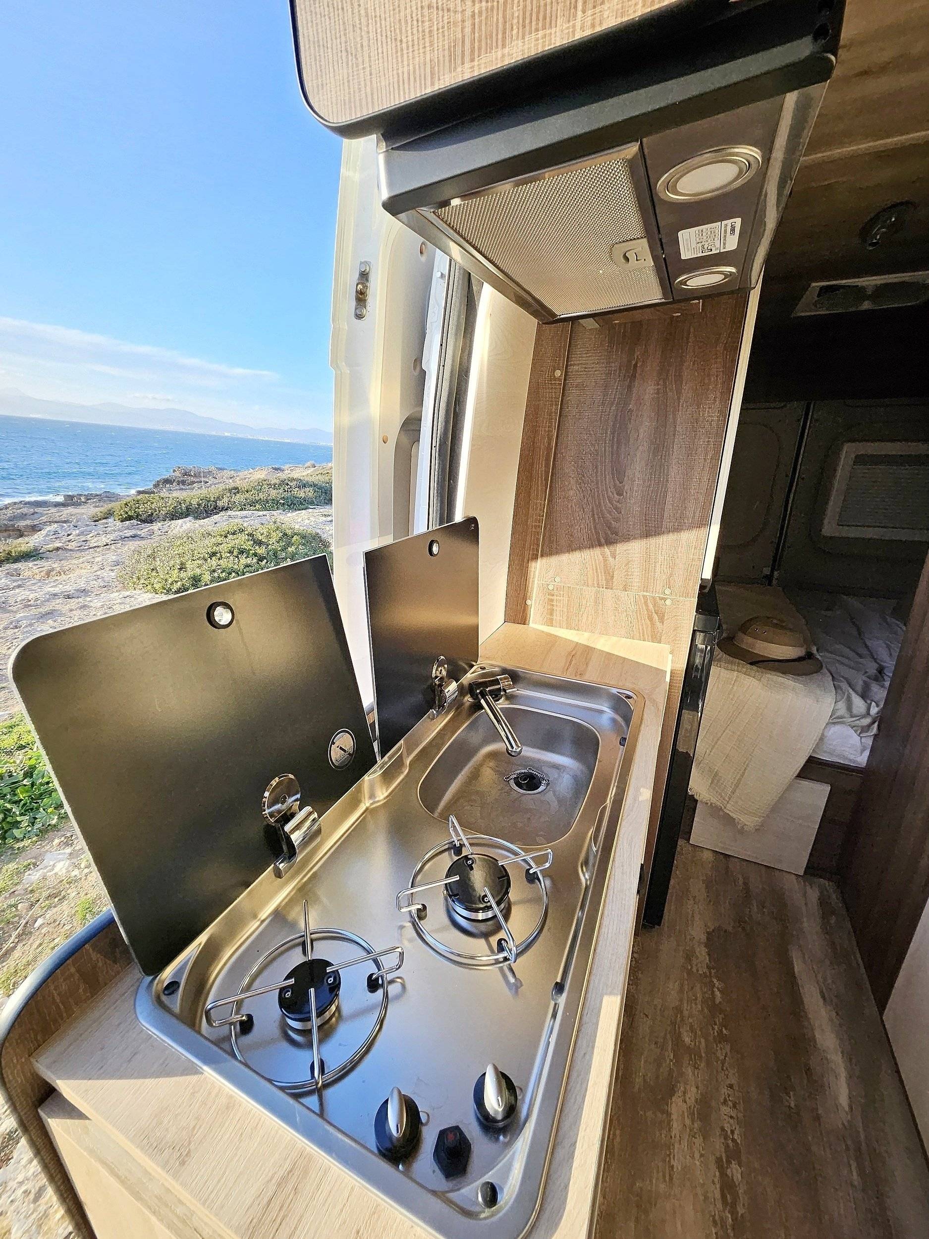 7955FXV  Boxer 3,0 HDI 160 ch