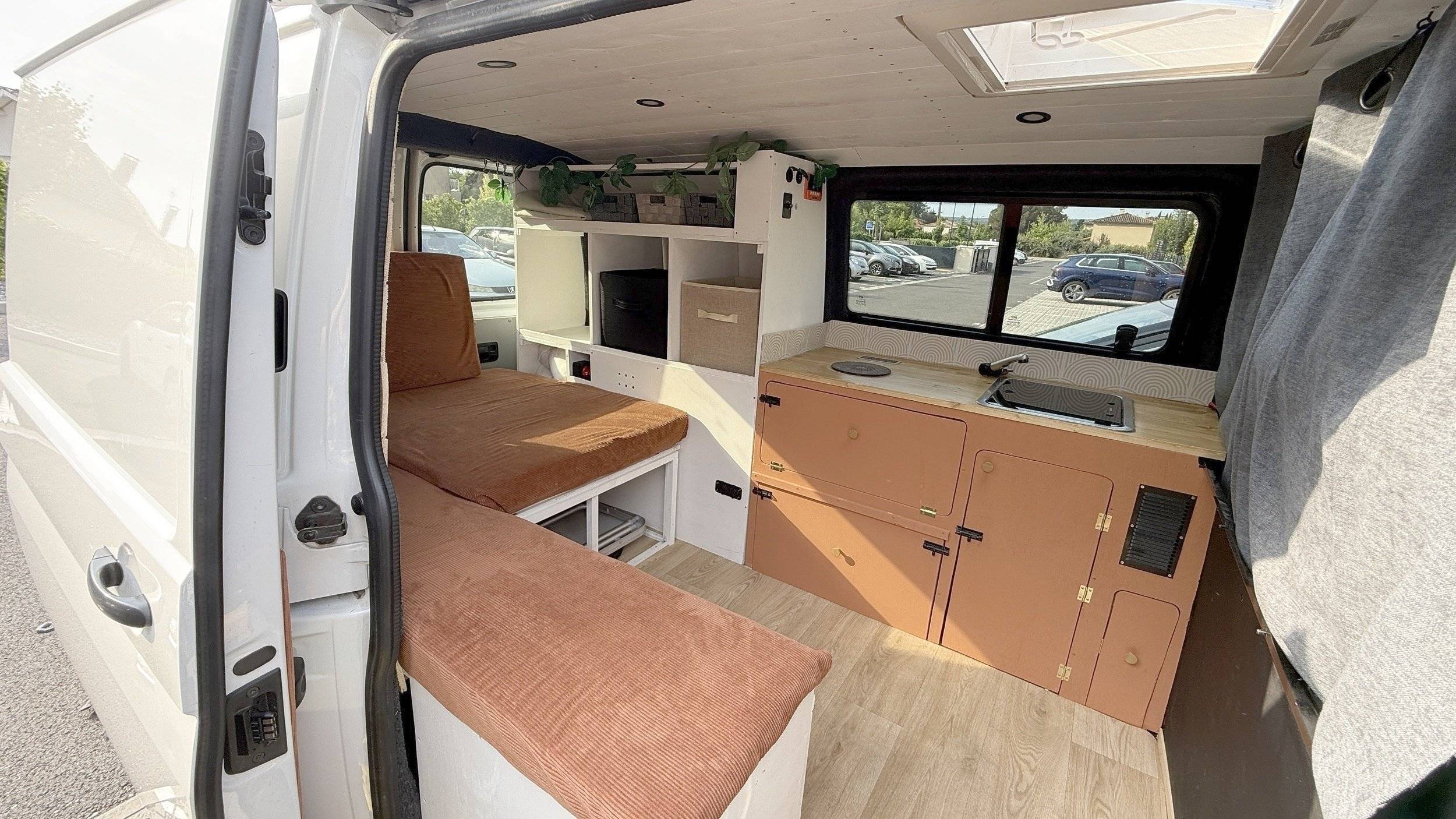 Plazas en cama Volkswagen T6 - Yescapa