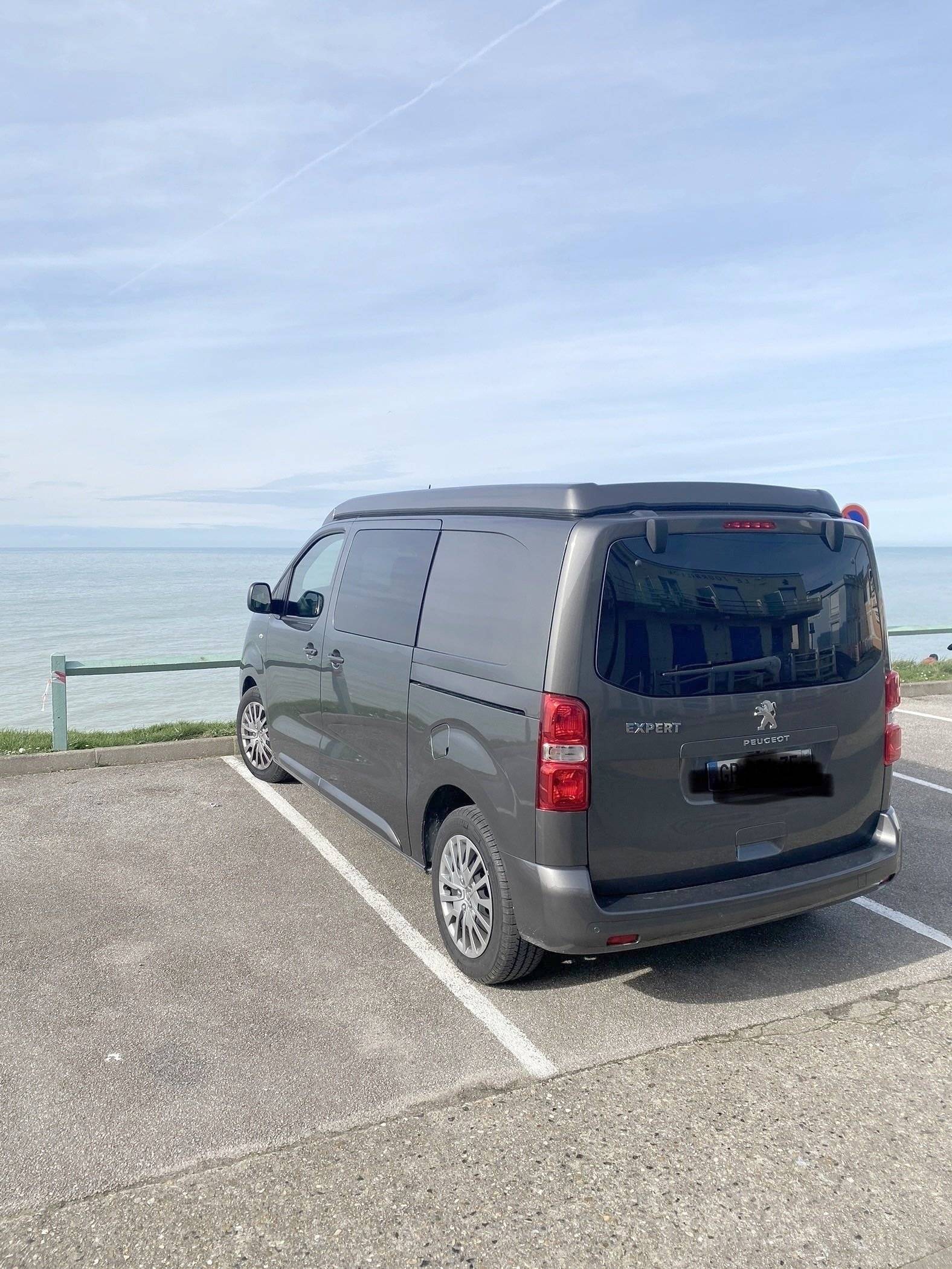 Peugeot Expert standrd 2,0 l 150 ch