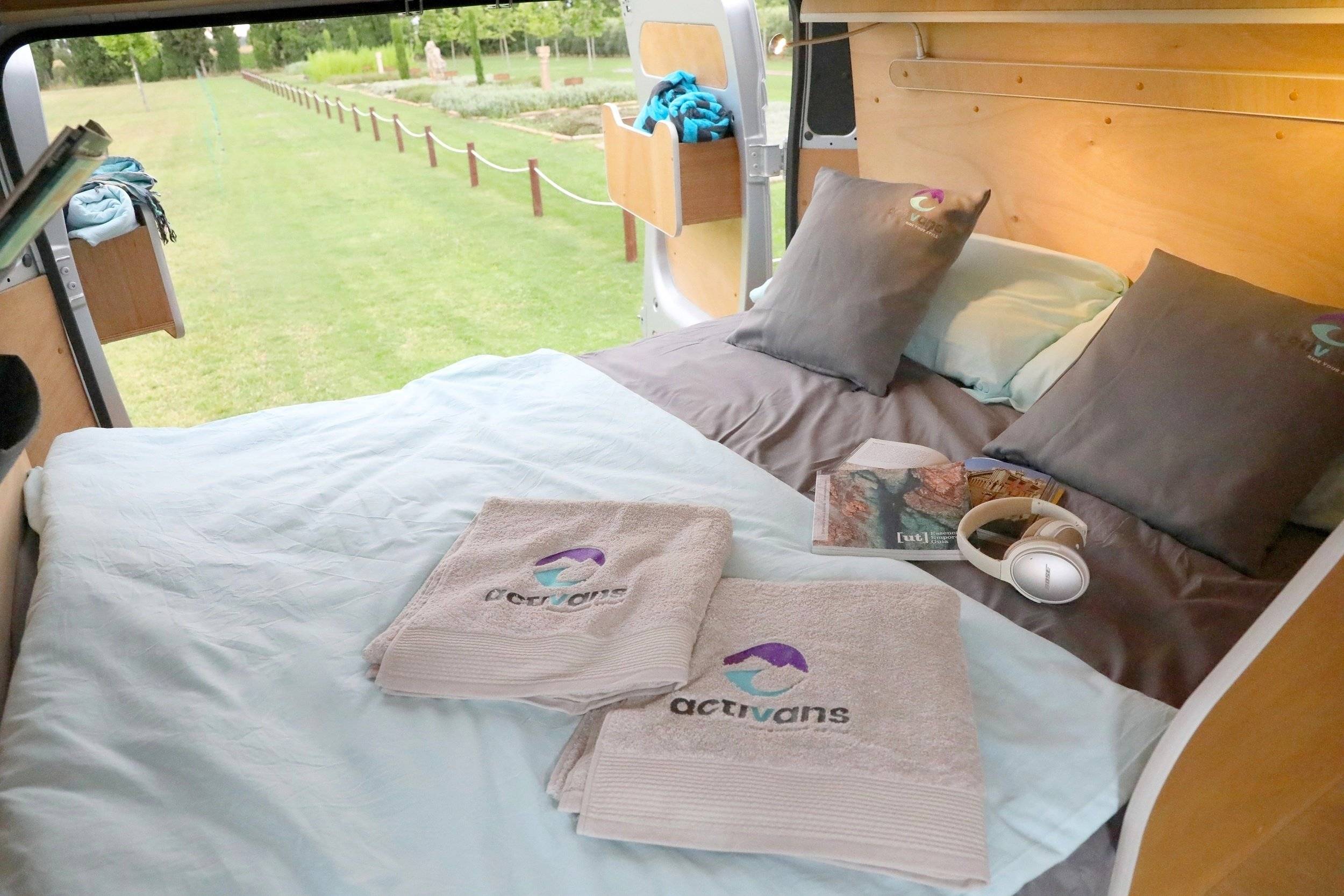 SURF CAMPERVAN ACTIVANS 