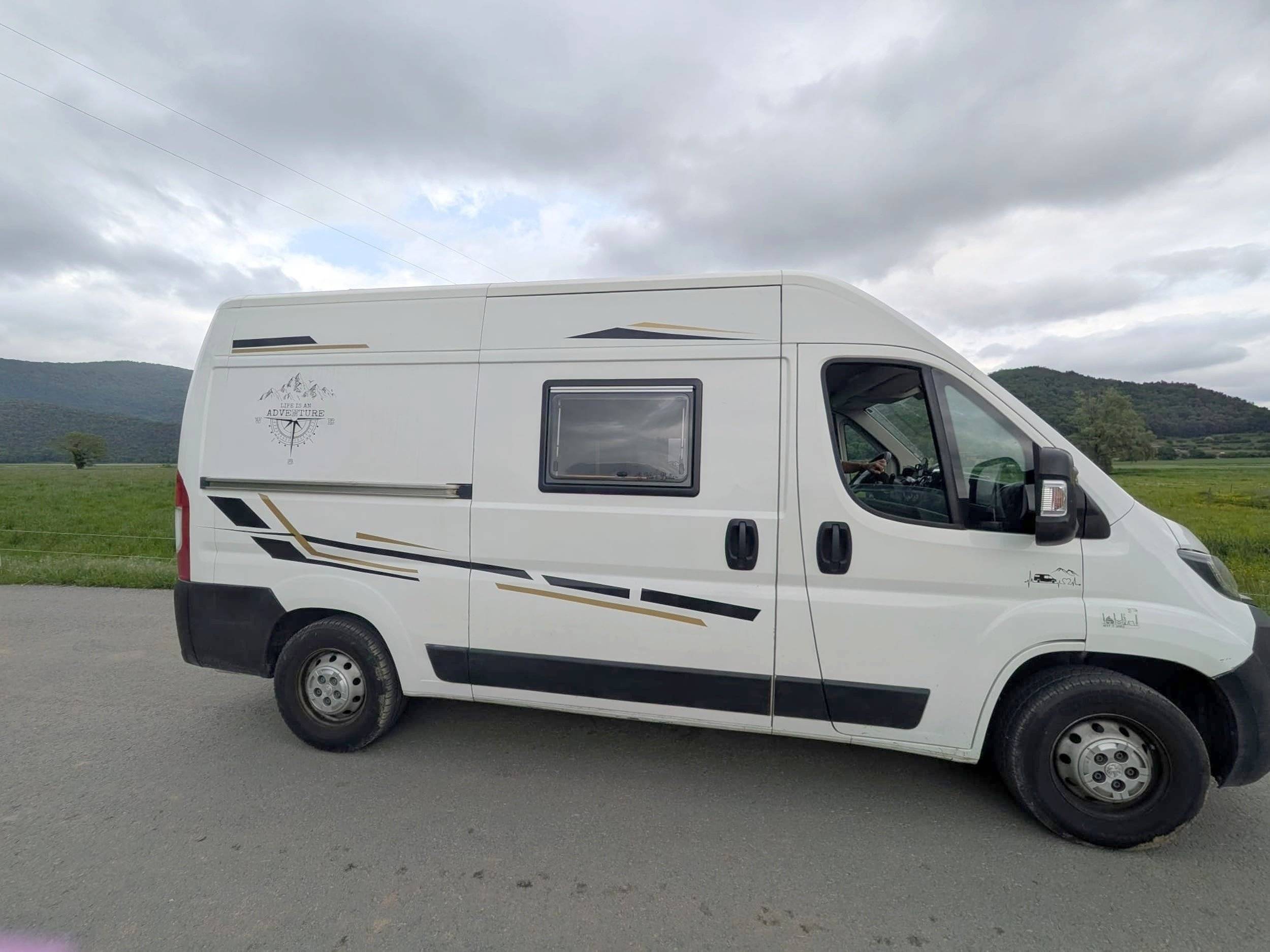 Peugeot Boxer 2,0 l 130 ch
