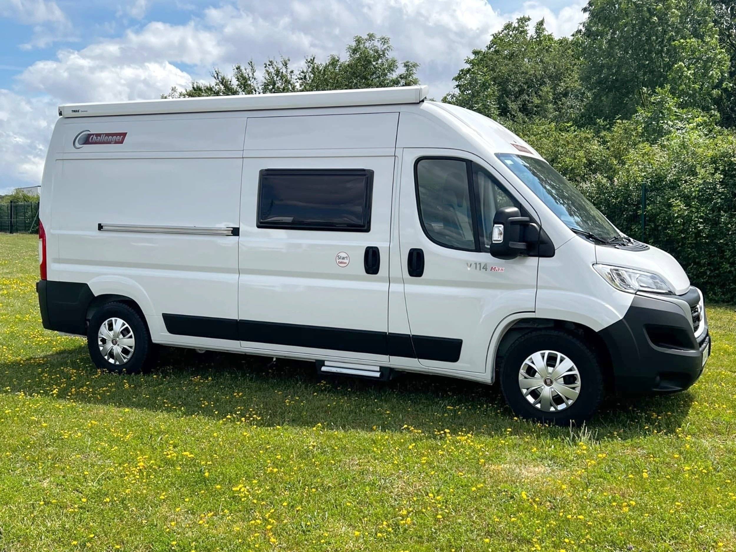 Vista de 3/4 Fiat ducato 2.2 140cv - Yescapa