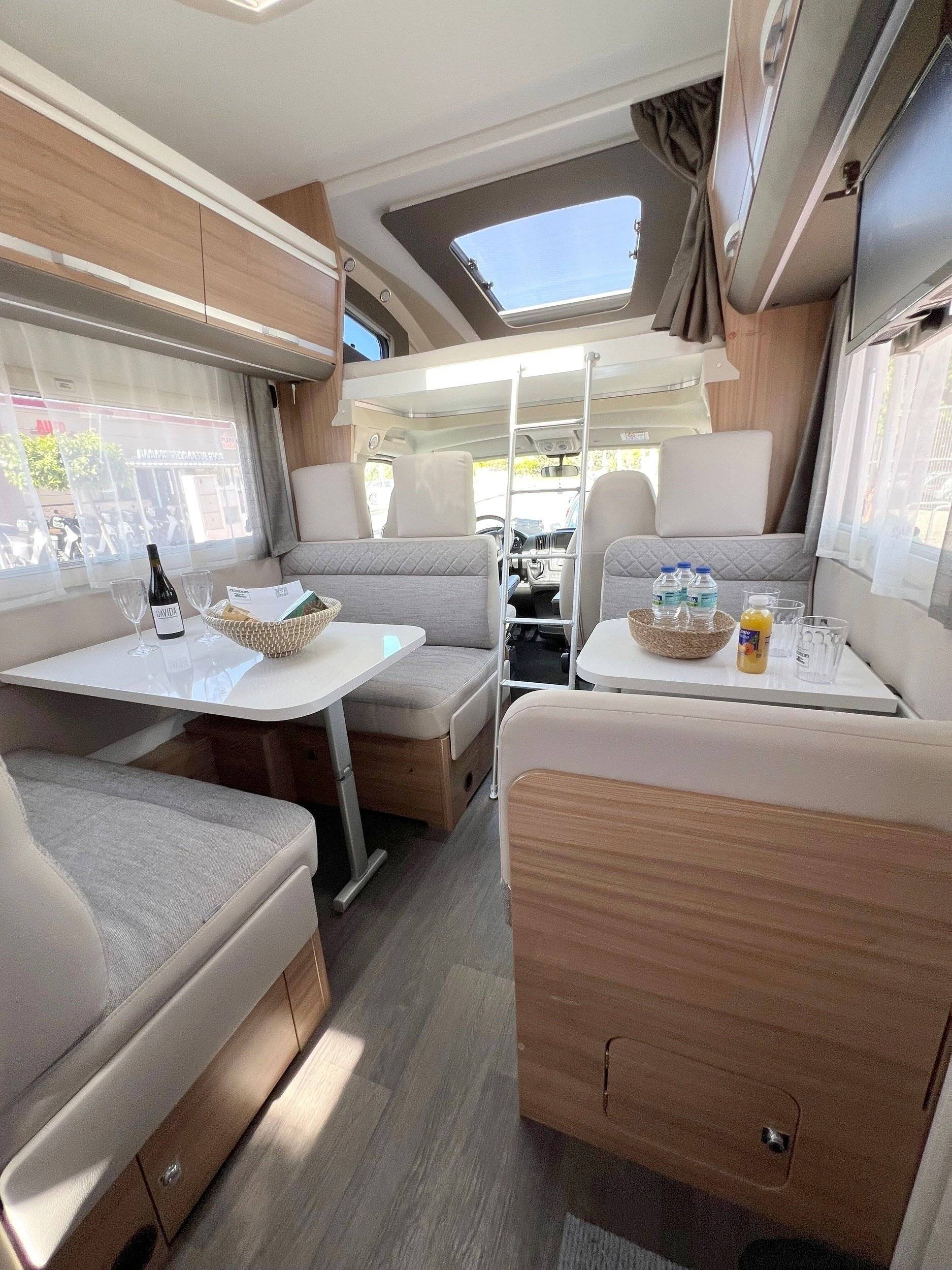 Adria ADRIA CORAL AXESS XL 670 DK