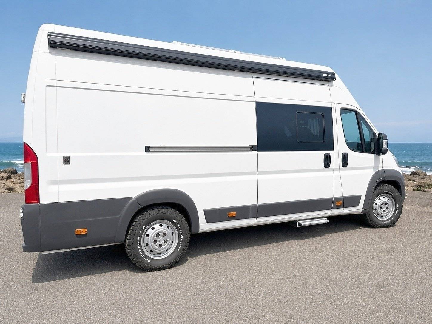 Menjador Citroën Jumper L4H3 - Yescapa