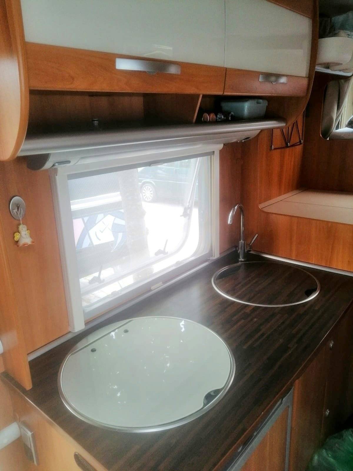 Kitchenette Ford FORD TRANSIT - Yescapa