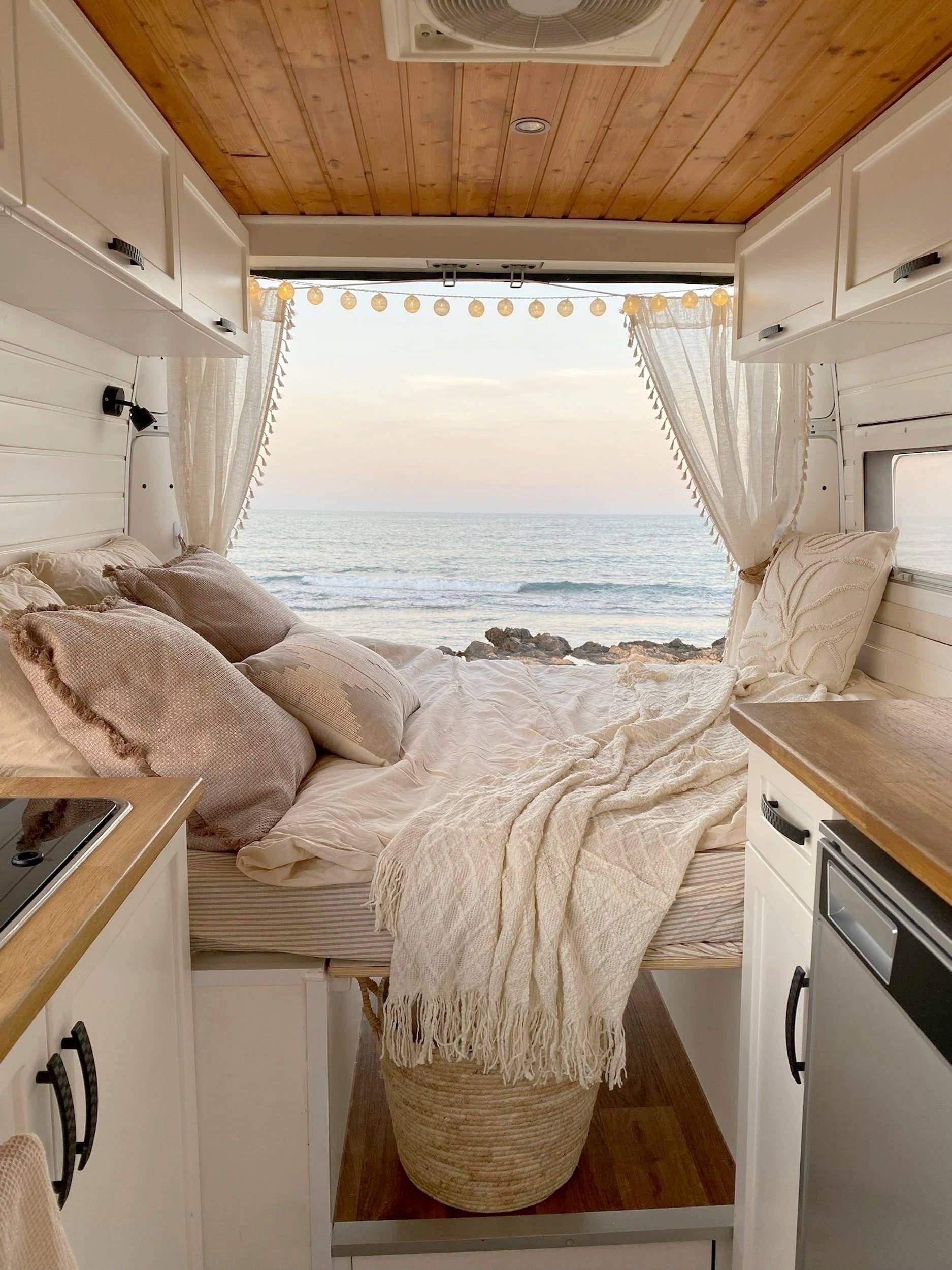 Couchages Citroën Jumper 2,2 l 120 ch - Yescapa